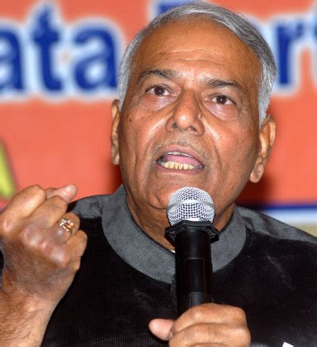 Yashwant Sinha led group backs Ramzan Ceasefire | The Kashmir Press