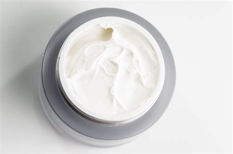 DIY Acne Cream with Zinc Oxide - Beauty Natural Secrets