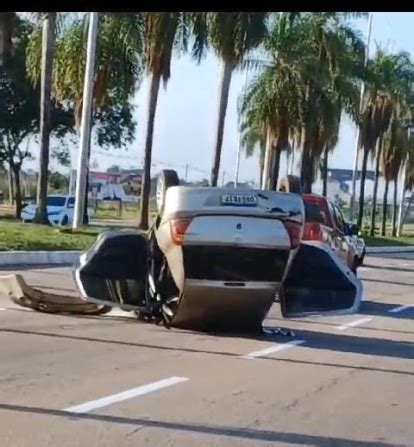 Motorista Que Capotou Ve Culo Na Amadeo Barbosa Teria Dormido Ao