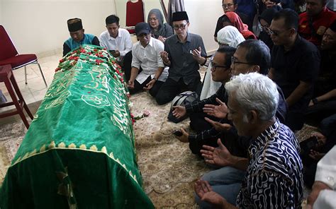 Sang Petarung Dan Pejuang Desmond J Mahesa Meninggal Dunia