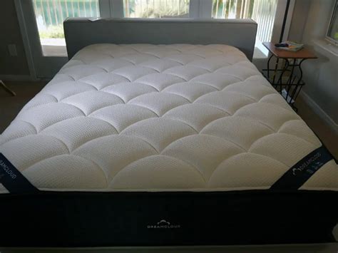 The Dreamcloud Mattress Review 2024 Non Biased Reviews