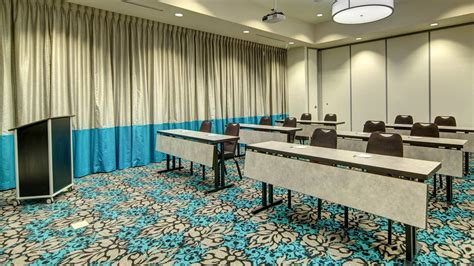 Hampton Inn & Suites - Meeting/Event Space | Downtown Roanoke