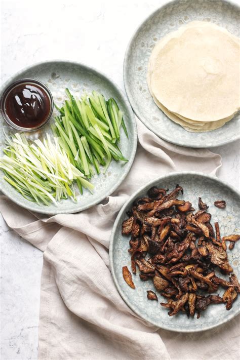 Chinese Steamed Pancakes For Crispy Peking Duck Supper In The Suburbs