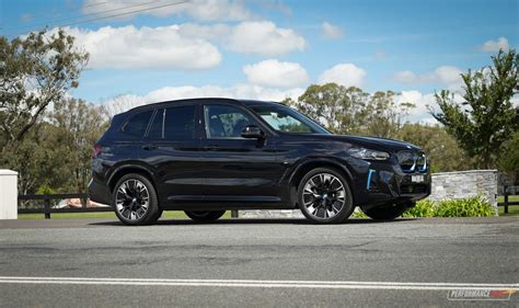 2022 BMW iX3-Australia – PerformanceDrive