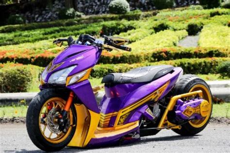 Modifikasi Motor Honda Vario 110 Makin Keren Dengan Konsep Lowrider