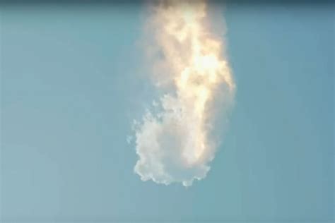 Spacexs Starship Rocket Lifts Off For Inaugural Test Flight But