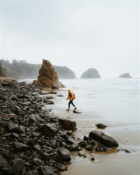 Hike Crescent Beach Trail At Ecola State Park in Oregon - The Mandagies