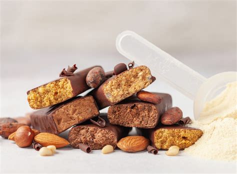 11 Best Low-Carb Protein Bars for Lean Muscle Growth