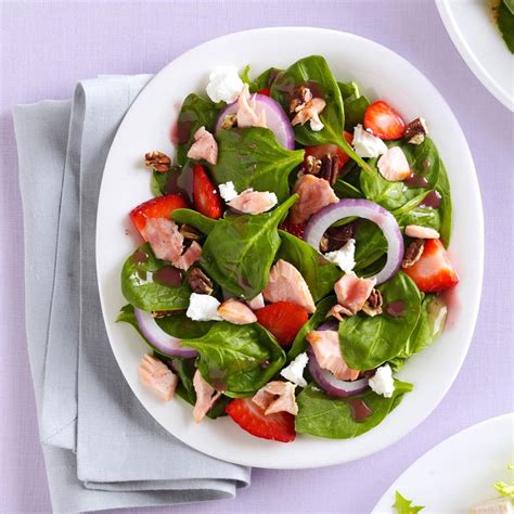 Balsamic-Salmon Spinach Salad Recipe: How to Make It