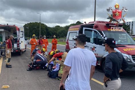 Mulher de 66 anos morre atropelada ao tentar atravessar o Eixão Sul