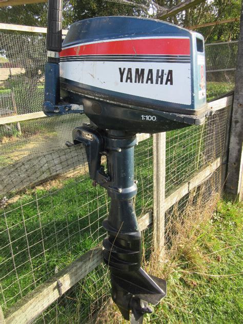 YAMAHA MARINER 8 HP OUTBOARD ENGINE BOAT MOTOR LONG SHAFT 2 STROKE