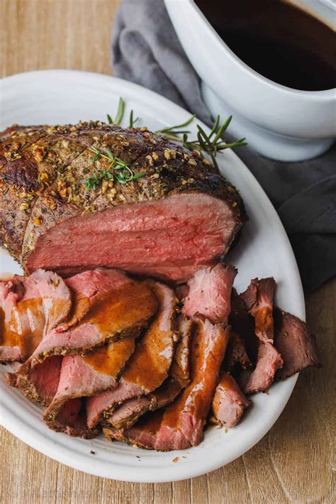 Roast Beef Recipe With Gravy VIDEO Desertridgems