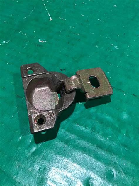 Grass Hinge 840 Face Frame Self Closing Cabinet W 840 12zn Mounting