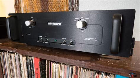 Audio Research LS 2 Hybrid Stereo Preamplifier Photo 2229844 US