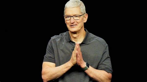 Apple Ceo Tim Cook Hints At Impending Announcement Of Ai Technology