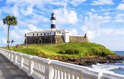 Farol da Barra Lighthouse, Brazil jigsaw puzzle in Great Sightings puzzles on TheJigsawPuzzles.com