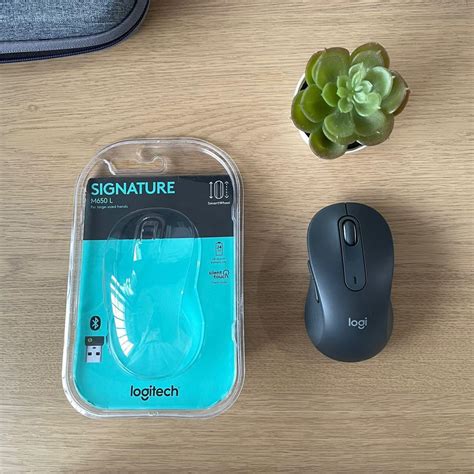 Logitech Signature M650 L Wireless Mouse, Computers & Tech, Parts & Accessories, Mouse ...