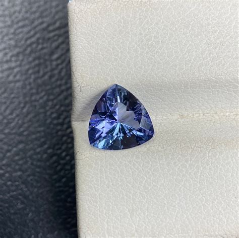 Natural Mermaid Bi Color Tanzanite Mm Trillion Carats Etsy