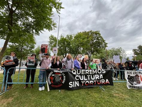 Manifestaci N De La Asociaci N Cultural Antitaurina Por La Reapertura