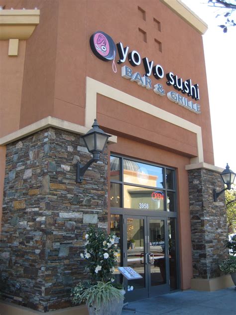 Yo Yo Sushi - Santa Clara, California | restaurant, bar