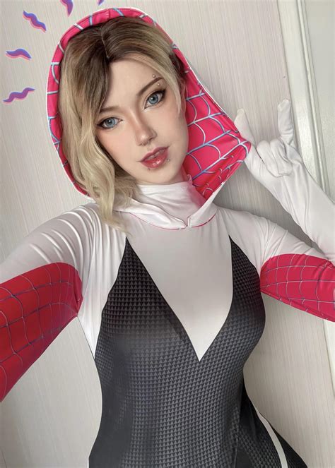 Spider-Gwen, Into the Spider-Verse : r/cosplayers