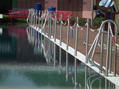 Saisonvorbereitung Im Freibad Wickede