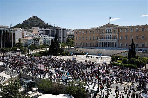 Greek strike against labour reform bill disrupts Athens transport