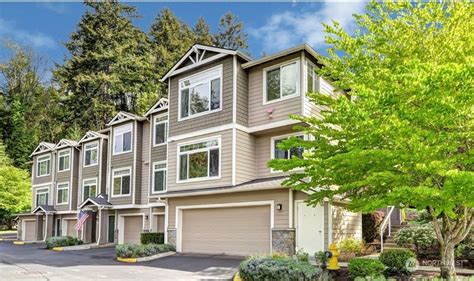 Mls E Lake Sammamish Pkwy Se Sammamish Wa