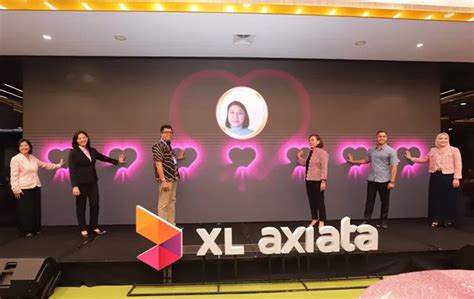 Xl Axiata Gandeng Ocbc Luncurkan Finansister Fasilitas Pinjaman Modal