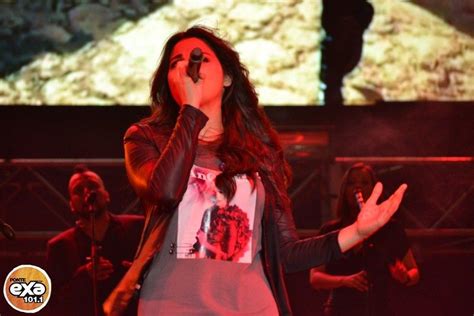 Maite Perroni Se Apresentando Nas Festas De Outubro De Guadalajara 24