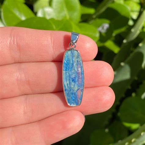 Natural Blue Kyanite Gemstone Pendant Focal Bead 28x10x3mm Bk01008