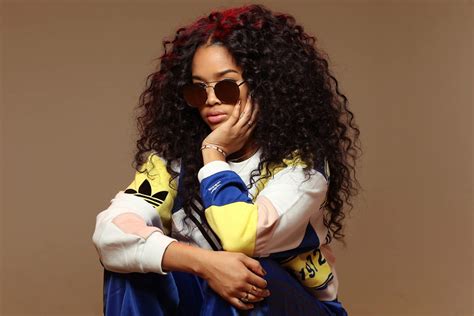 10 Best H.E.R Songs of All Time - Singersroom.com