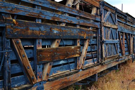 Livestock Car There Are Some Old Train Cars Parked Near Th Flickr