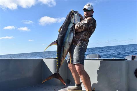 Overnight Tuna Fishing Charters in Venice, LA | Paradise Outfitters