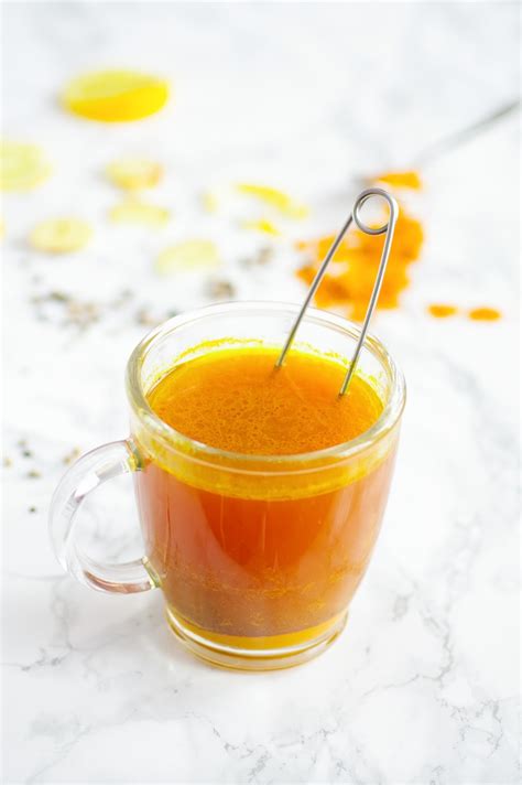 Immune-Boosting, Cold-Fighting, Anti-Inflammatory Turmeric Tea ...