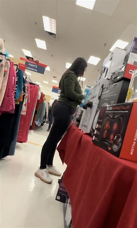 Nice Thick Latina Booty In Grey Jeans Oc Only Pics Tight Jeans Forum