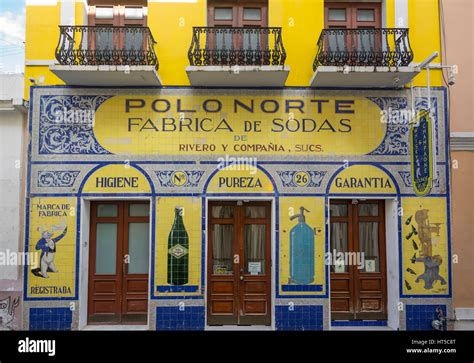 Polo Norte Fabrica De Sodas Hi Res Stock Photography And Images Alamy