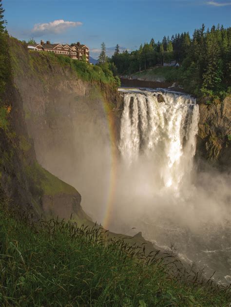 Take A Day Trip To North Bend—the Real Twin Peaks Seattle Met