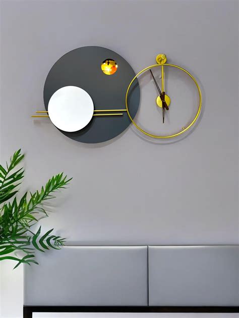 Modern Distinctive Metal Wall Clock - Home Sajawat