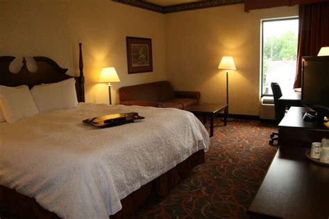 HAMPTON INN STROUDSBURG/POCONOS - 157 Photos & 59 Reviews - 114 S 8th ...