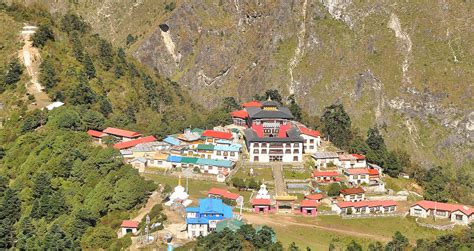 Tengboche Monastery – The largest monastery in Khumbu region