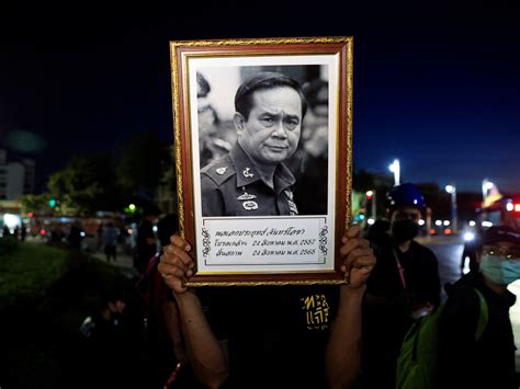 Court Suspends Thailands Pm Prayuth Pending Term Limit Review