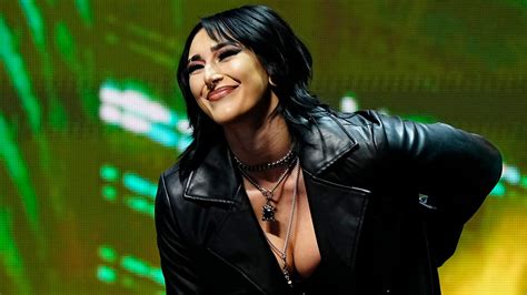 Wwe Champion Rhea Ripley Attend Avec Impatience Le Retour En Australie