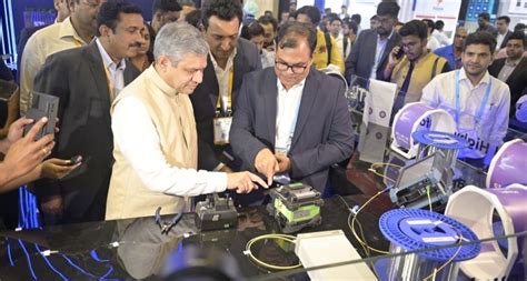 Stl Unveils World S Slimmest Micron Optical Fiber At Imc