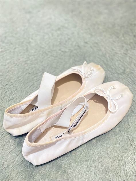 Nego Miu Miu Ballerina Flatshoes 2022 Fesyen Wanita Sepatu Di