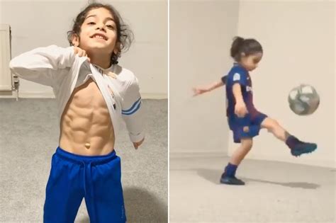 Arat Hosseini À 6 ans ses abdos impressionnent Lionel Messi