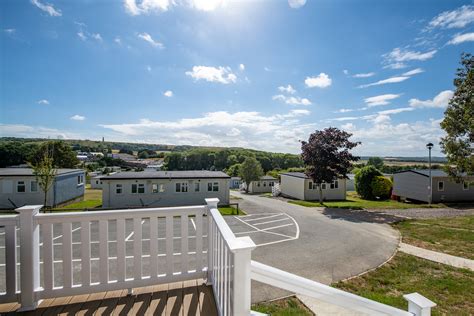 || Whitecliff Bay Holiday Park, Hampshire, UK PO35 5PL - Your Parks