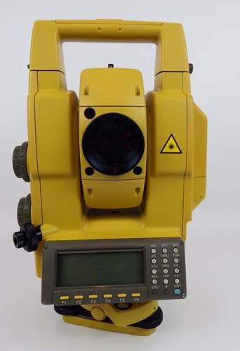 sm estacion total topcon gpt 8202 a Español