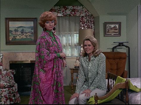 Bewitched, Season 4, Episode 25 To Twitch or Not to Twitch (14 Mar. 1968) Elizabeth Montgomery ...