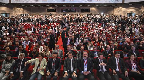 Chpde Stanbul L Kongresi Ba Lad Ba Kanl K Yar Elik Ve Canpolat